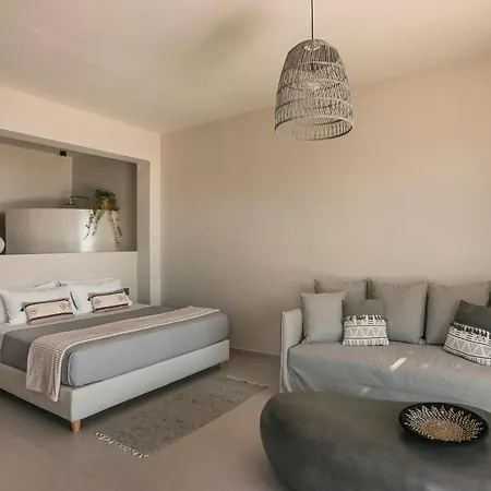Votsalo Suite-grand Blue Lixouri